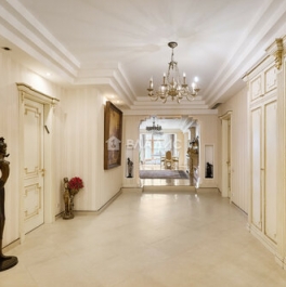 Продажа 4-комн квартиры на вторичном рынке Чапаевский пер,  д. 3