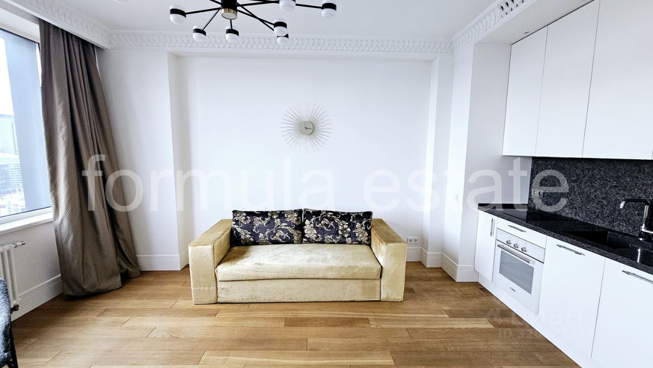 Аренда 2-комн квартиры на вторичном рынке улица Авиаконструктора Сухого, 2к1