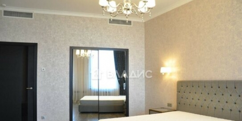 4-комн квартира Мосфильмовская улица,  д. 8