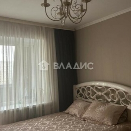 Продажа 3-комн квартиры на вторичном рынке улица Бадаева,  д. 5