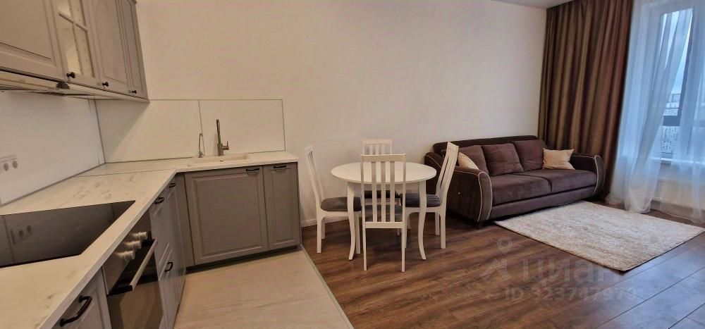 Продажа 2-комн квартиры на вторичном рынке Олонецкая улица, 4