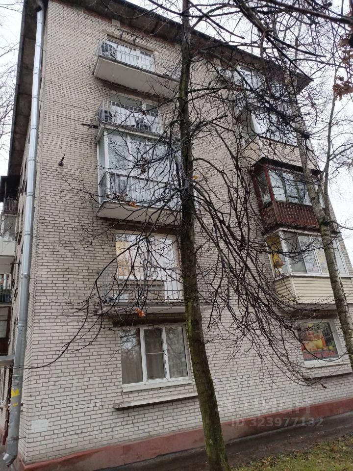 Продажа 1-комн квартиры на вторичном рынке улица Ленсовета, 81