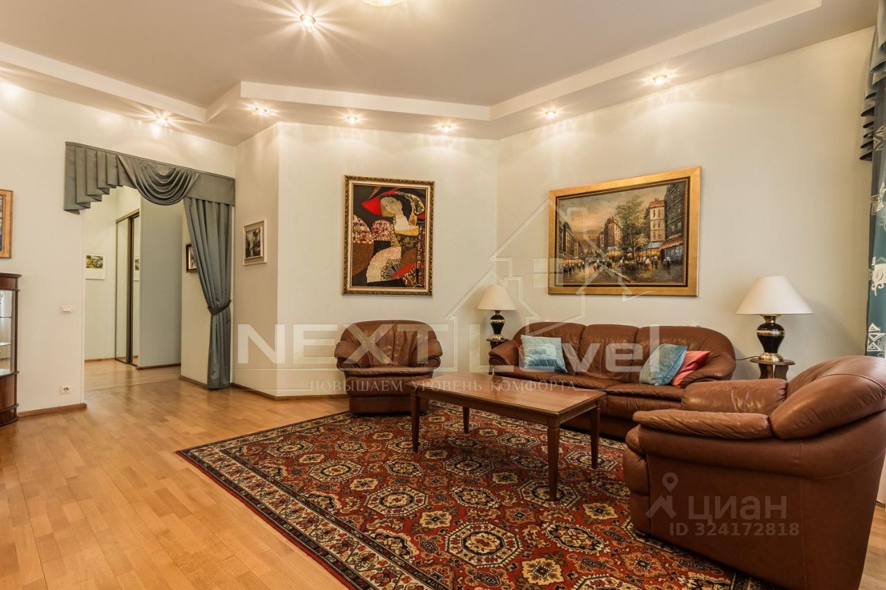 Аренда 3-комн квартиры на вторичном рынке улица Рубинштейна, 15-17