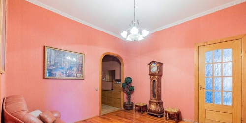 8-комн квартира Тульская ул,  д. 8