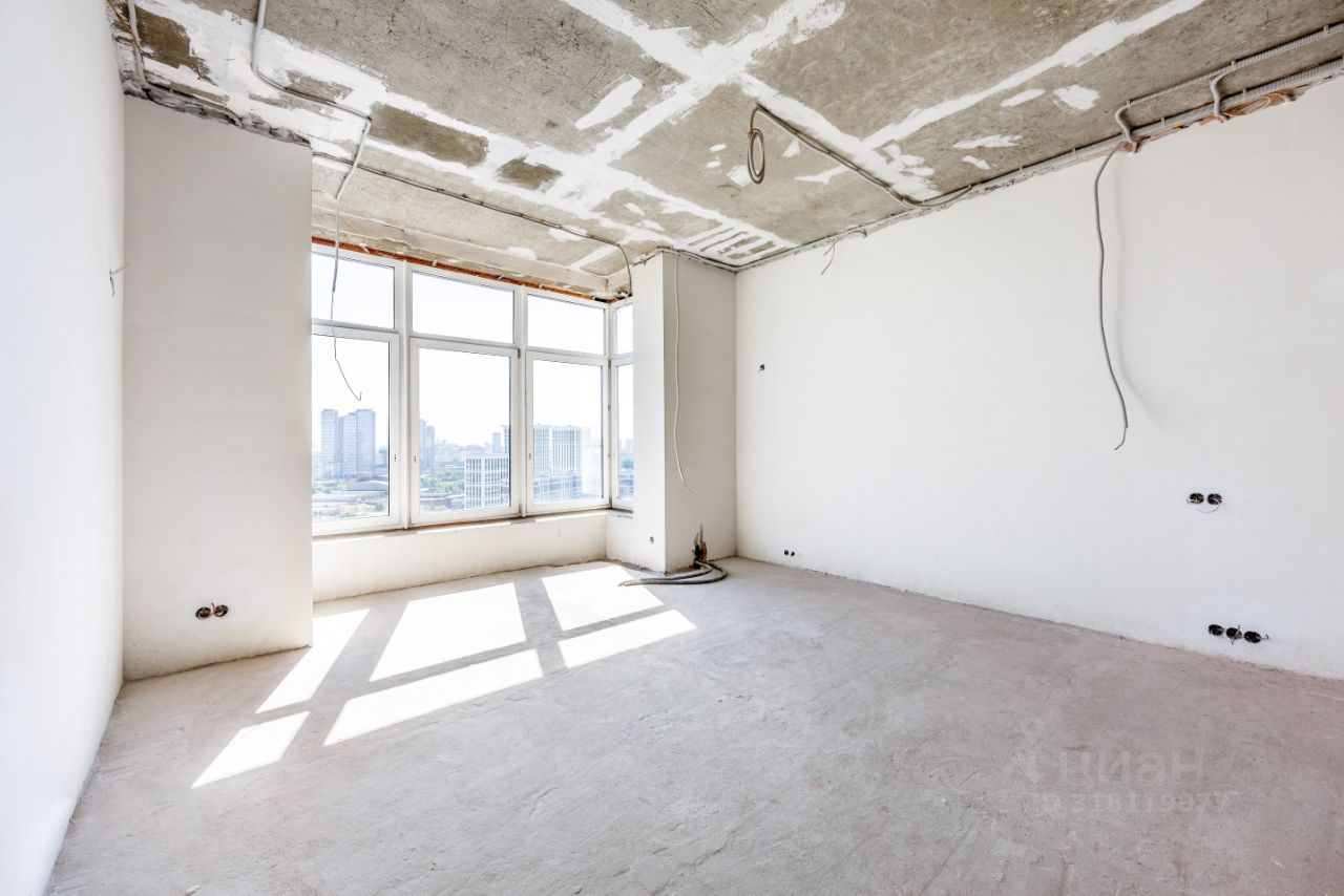 Продажа 5-комн квартиры на вторичном рынке Чапаевский переулок, 3