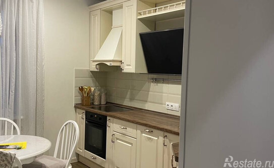 Продажа 3-комн квартиры на вторичном рынке Русановская ул