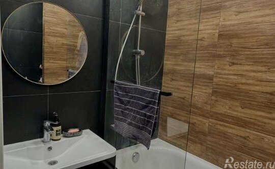 Продажа 3-комн квартиры на вторичном рынке ул Маршала Новикова,  д. 7