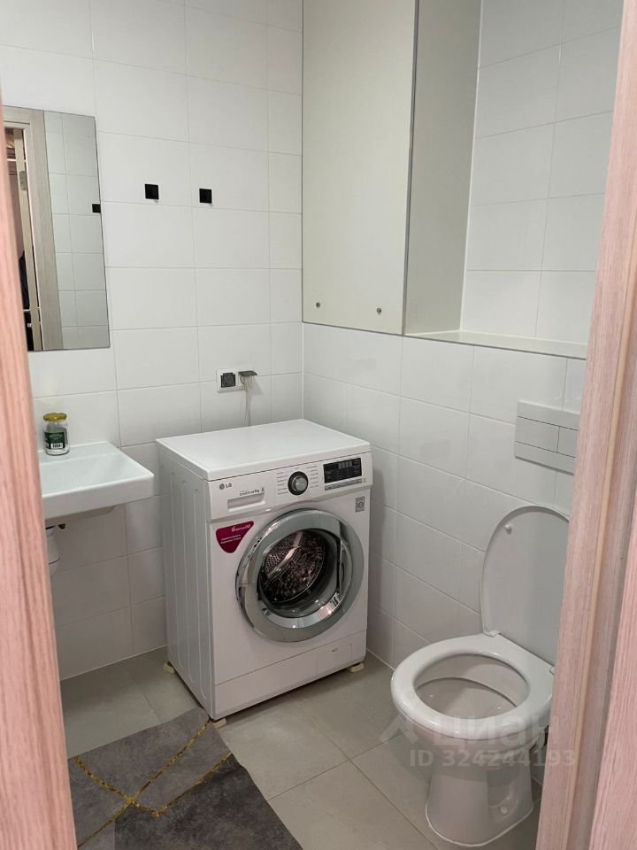 Аренда 1-комн квартиры на вторичном рынке Дрожжино пгт, улица Южная, 3к1