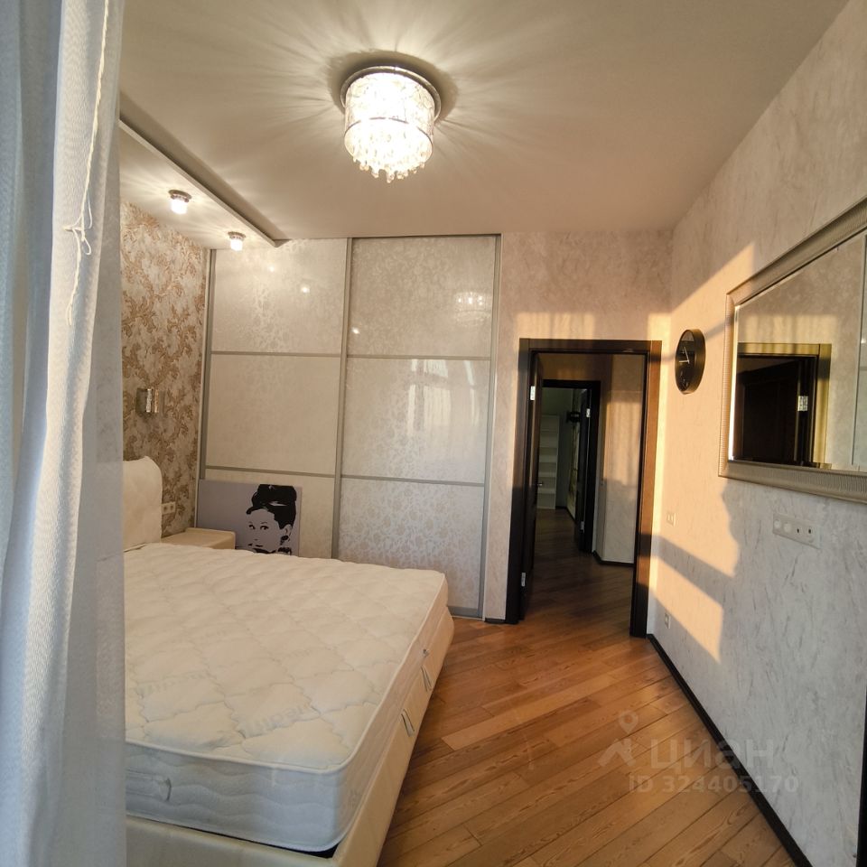 Продажа 3-комн квартиры на вторичном рынке Красногорск, улица Спасская,  д. 1к2