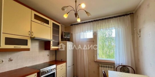 2-комн квартира ул Школьная,  д. 118