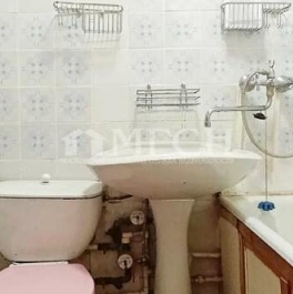 Продажа 1-комн квартиры на вторичном рынке Подлипки, Первомайская улица,  д. 2