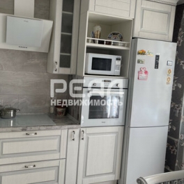 Продажа 2-комн квартиры на вторичном рынке улица Бабушкина,  д. 82 к3