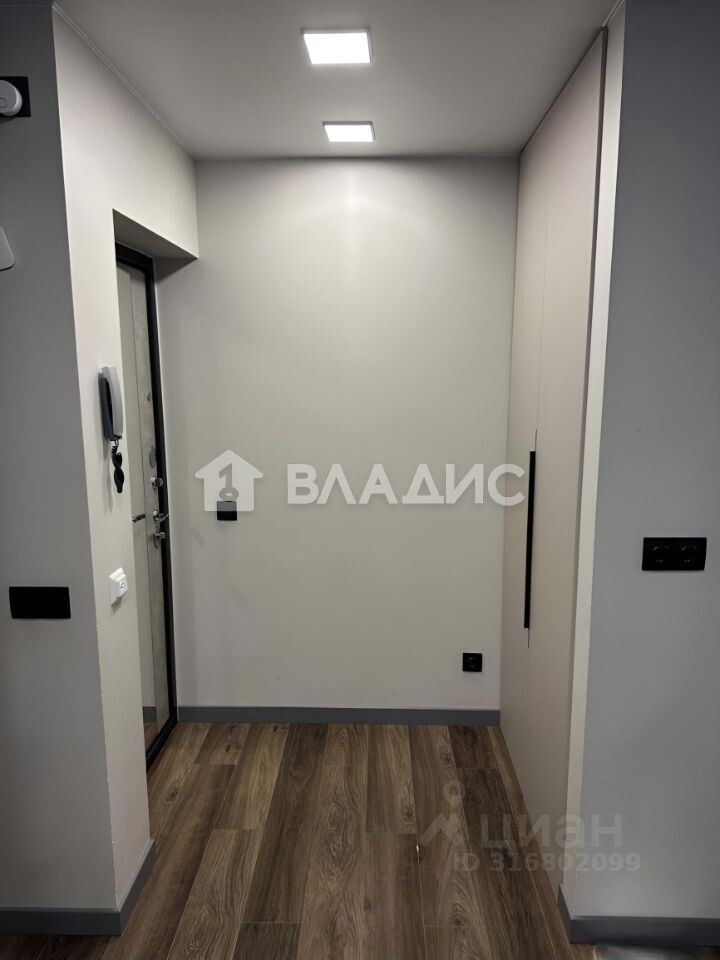 Продажа 2-комн квартиры на вторичном рынке Планерная мкр, 17