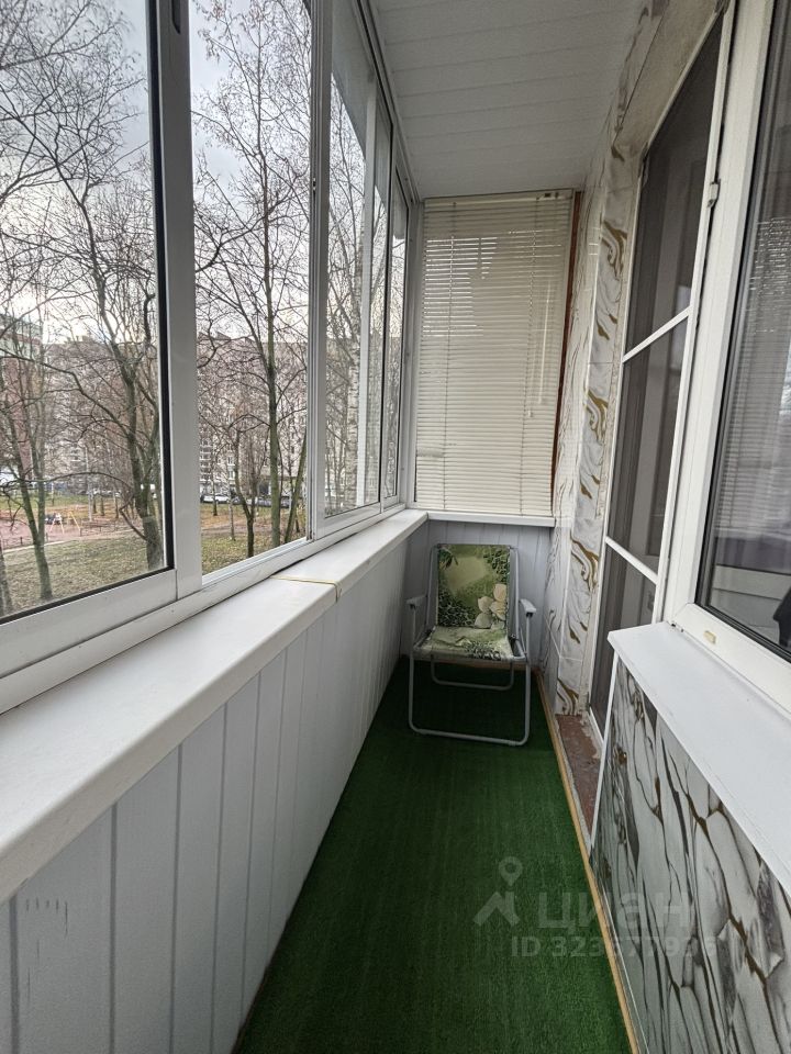 Продажа 2-комн квартиры на вторичном рынке Колпино, улица Веры Слуцкой, 40