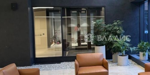 3-комн квартира улица Усачева, 15А