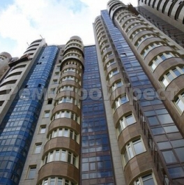 Продажа 4-комн квартиры на вторичном рынке Эльдара Рязанова ул