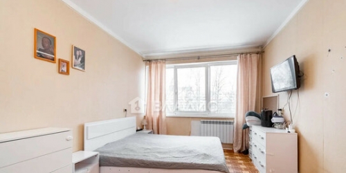 3-комн квартира улица Добровольцев,  д. 18