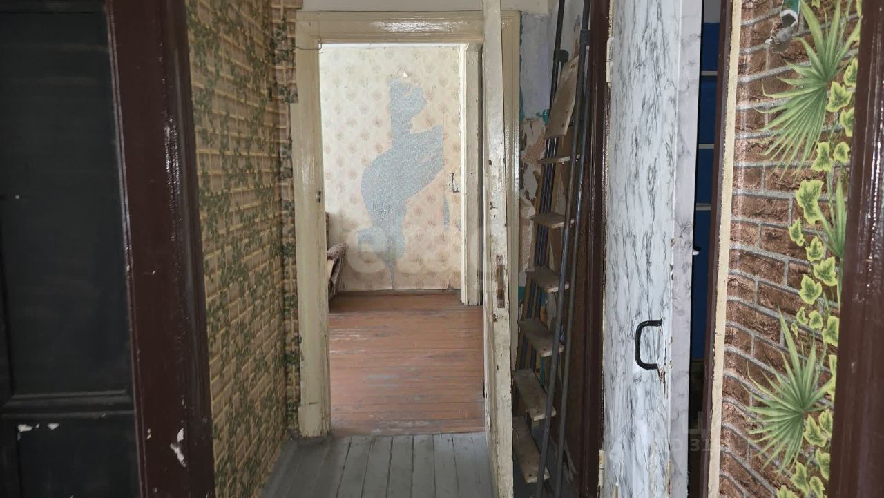 Продажа 1-комн квартиры на вторичном рынке Кировск, улица Кирова, 25