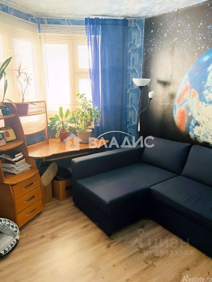 Продажа 2-комн квартиры на вторичном рынке Лобня, Физкультурная улица,  д. 6