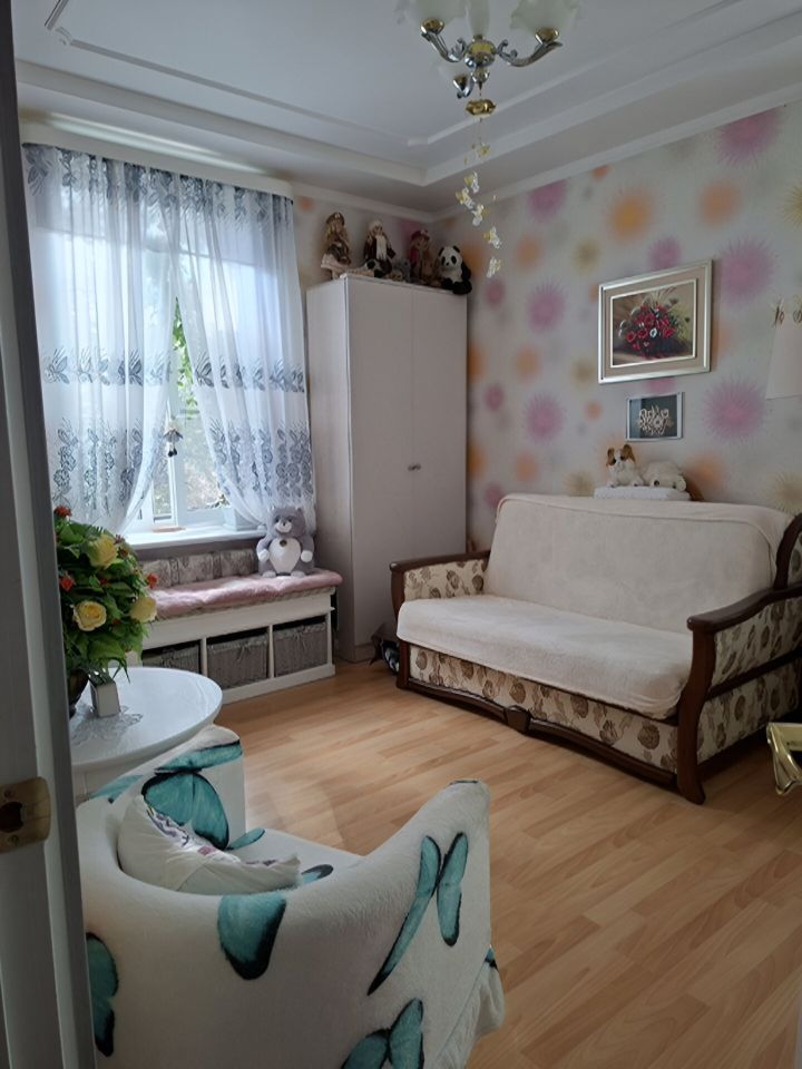 Продажа 2-комн квартиры на вторичном рынке Кронштадт, Гражданская улица, 25