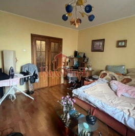 Продажа 3-комн квартиры на вторичном рынке Северная 9-я линия,  д. 13