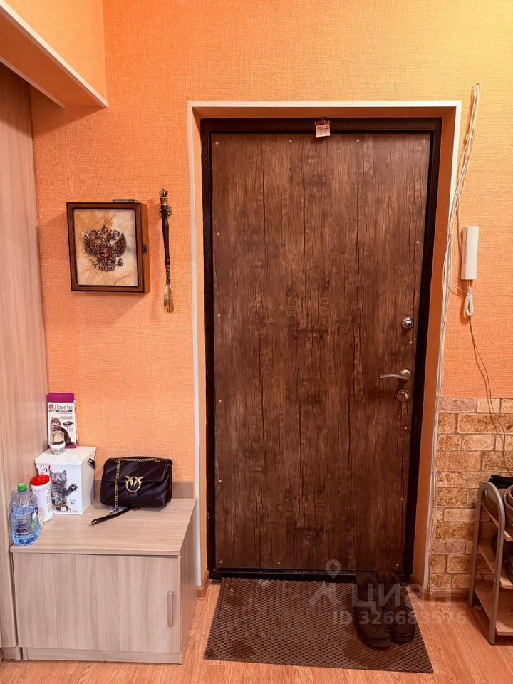 Продажа 1-комн квартиры на вторичном рынке Гатчина, проспект 25 Октября, 75