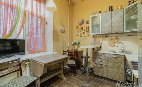 Продажа 3-комн квартиры на вторичном рынке Дмитровский пер,  д. 15