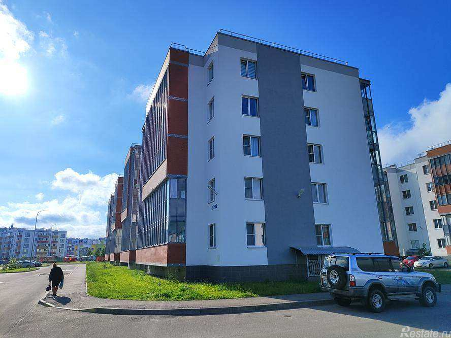 Продажа 1-комн квартиры на вторичном рынке Петергоф, Парковая улица,  д. 18,  к. 5 стр 1