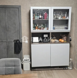 Продажа 2-комн квартиры на вторичном рынке улица Михайлова,  д. 30А к3