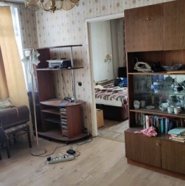 Продажа 3-комн квартиры на вторичном рынке улица Турку,  д. 9 к4