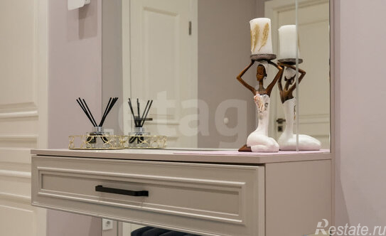 Продажа 3-комн квартиры на вторичном рынке улица Маршала Казакова