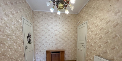 2-комн квартира Павловск г., Звериницкая ул. ,  д. 42/2