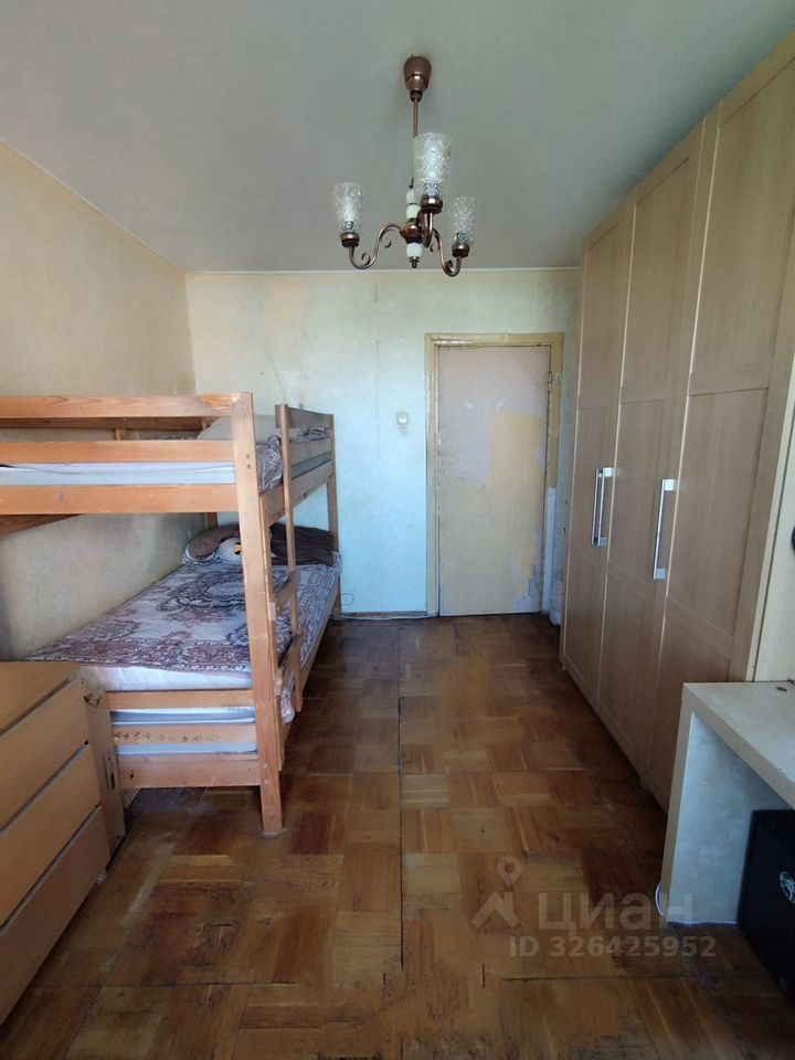 Продажа 3-комн квартиры на вторичном рынке Жуковский, улица Гагарина, 79