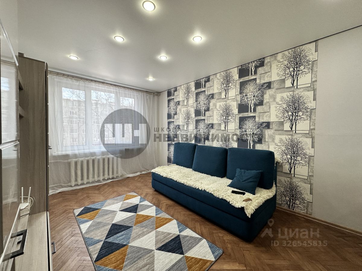 Продажа 2-комн квартиры на вторичном рынке улица Шелгунова, 33