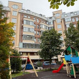 Продажа 4-комн квартиры на вторичном рынке Аптекарская наб,  д. 6