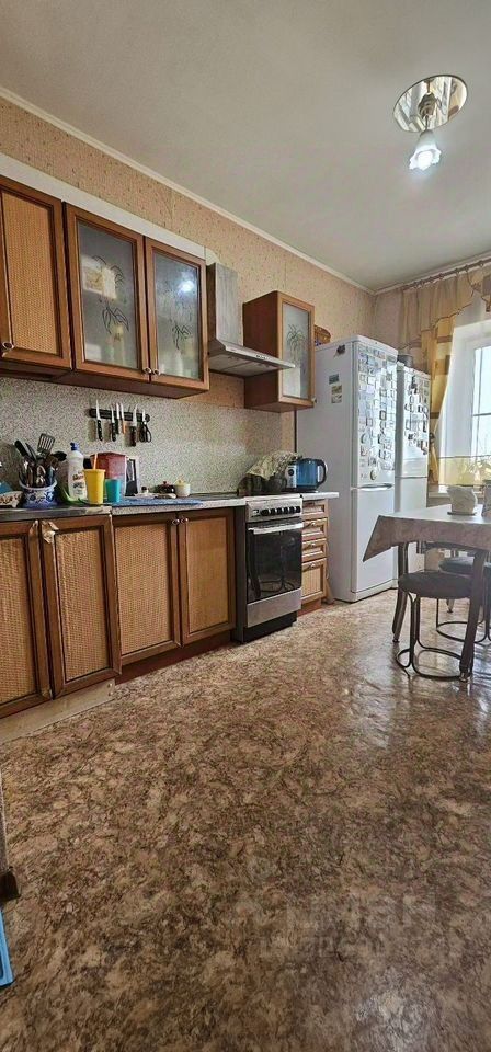Продажа 3-комн квартиры на вторичном рынке Апрелевка, улица Островского, 34
