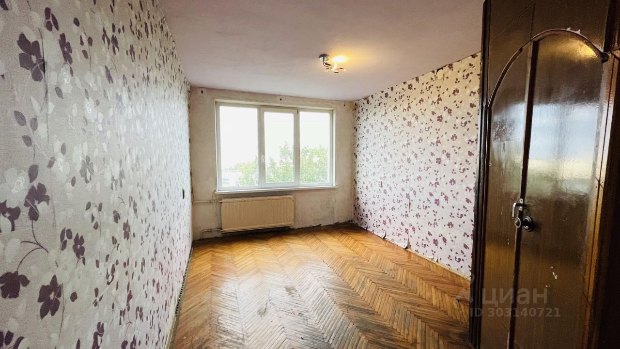 Продажа 4-комн квартиры на вторичном рынке Северный проспект, 65К1