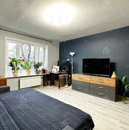 Продажа 3-комн квартиры на вторичном рынке Новоподмосковный 3-й пер,  д. 6