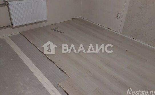 Продажа 1-комн квартиры на вторичном рынке Янино-2, Рябиновая улица,  д. 8 к1