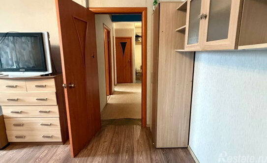 Продажа 2-комн квартиры на вторичном рынке Колпино г, Трудящихся б-р,  д. 17