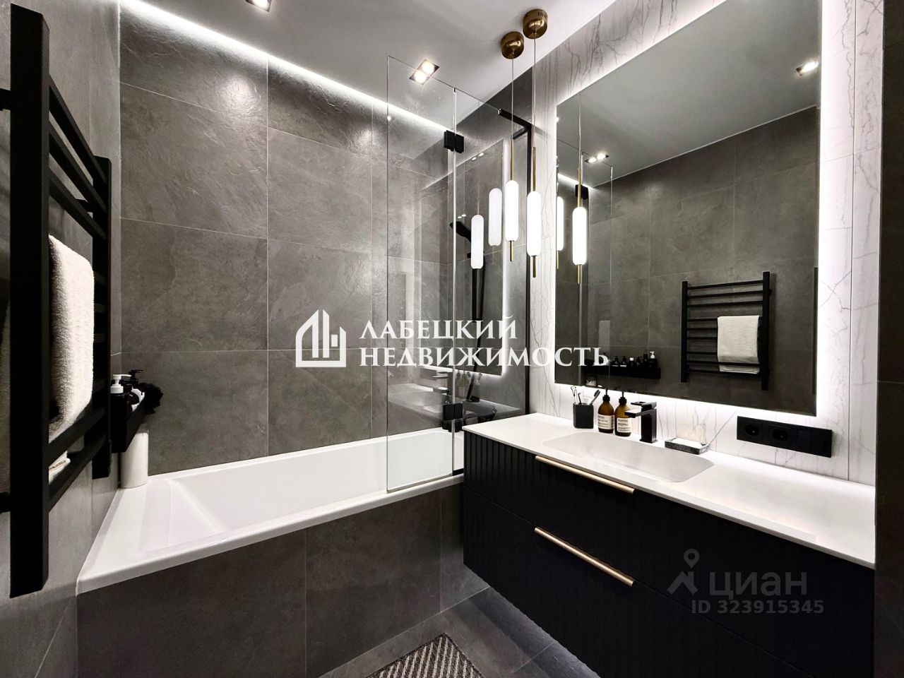 Продажа 1-комн квартиры на вторичном рынке улица Коминтерна,  д. 15