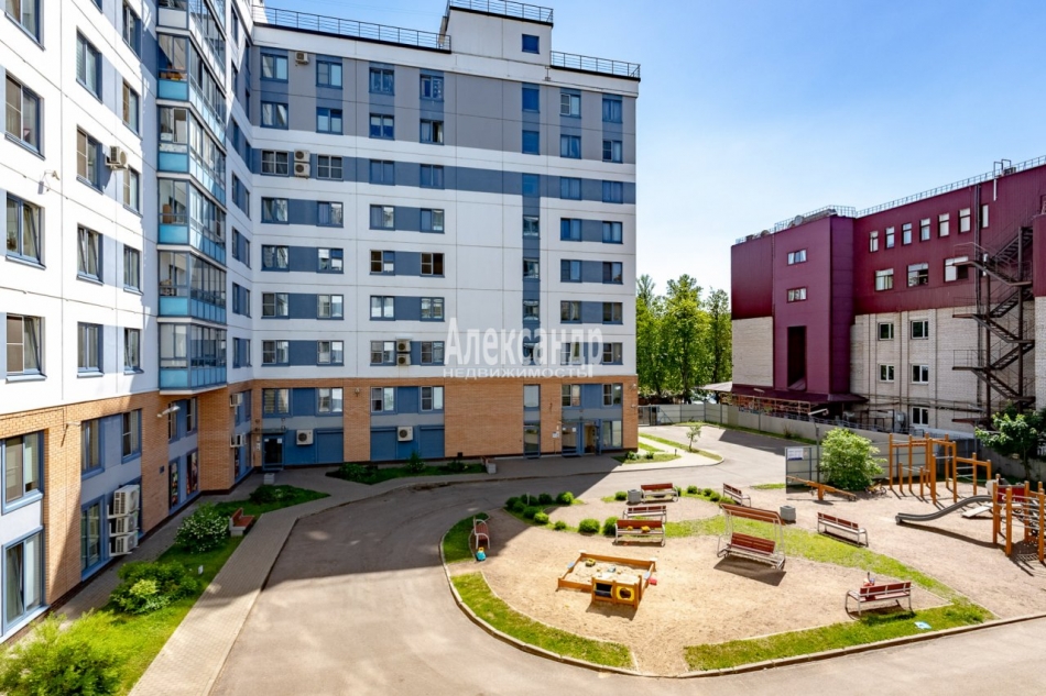 Продажа 2-комн квартиры на вторичном рынке Костромской просп.,  д. 10