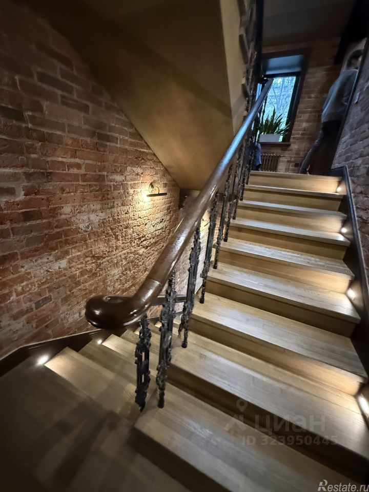 Аренда отдельного здания Пречистенская наб,  д. 15,  к. 5