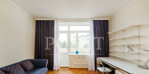 4-комн квартира улица Спиридоновка,  д. 21