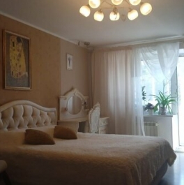 Продажа 3-комн квартиры на вторичном рынке Песочный п, Белоостровское ш,  д. 1