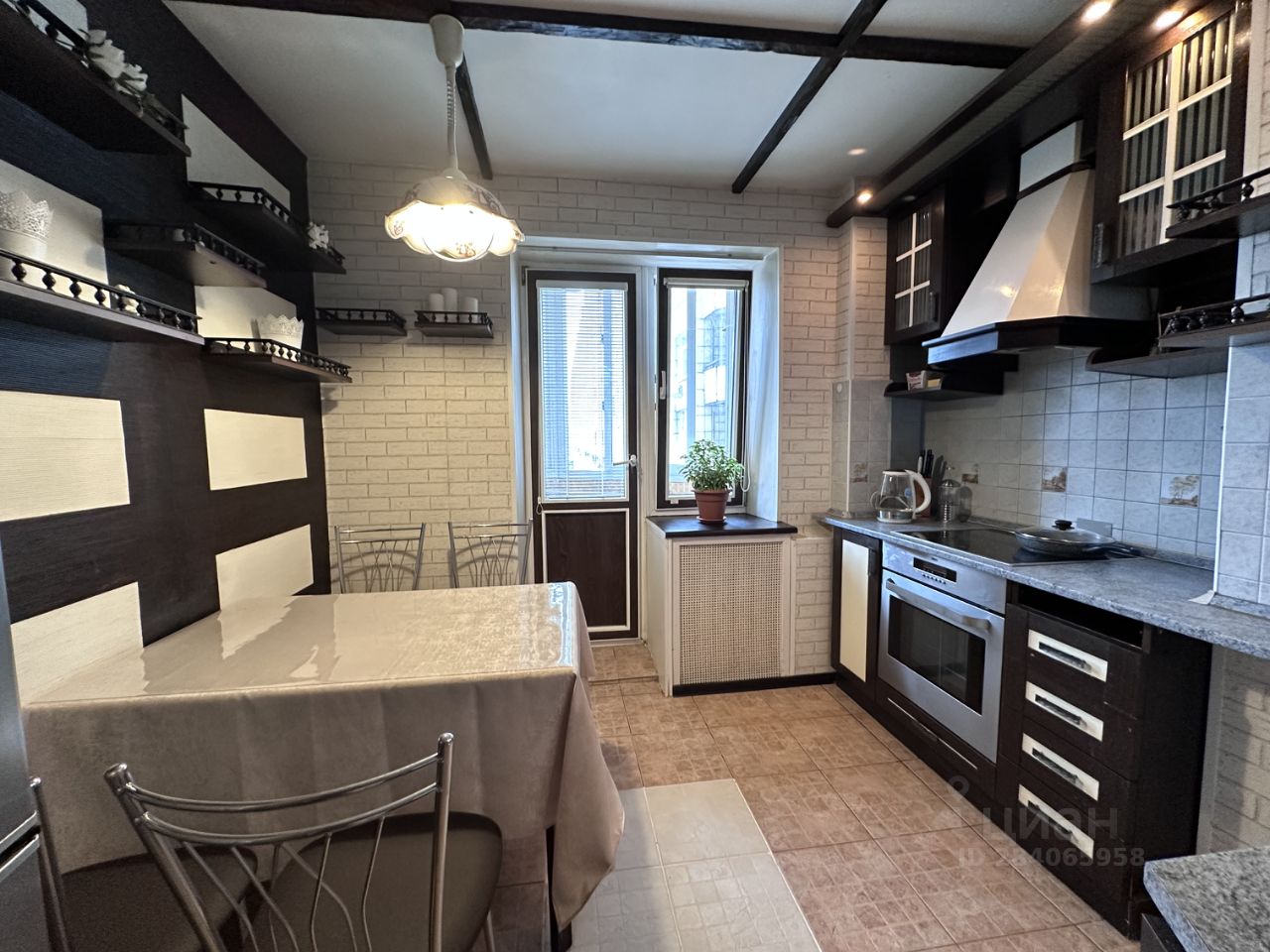 Аренда 2-комн квартиры на вторичном рынке Морская набережная, 15