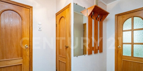 1-комн квартира Петергоф г, Юты Бондаровской ул,  д. 17,  к. 2