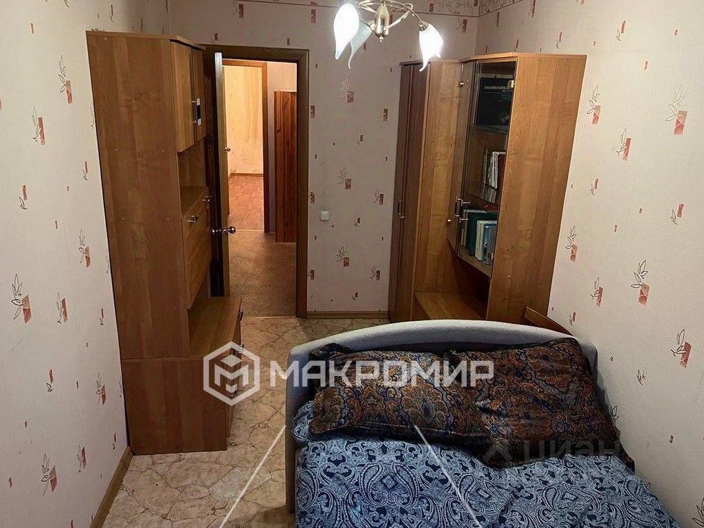 Продажа 3-комн квартиры на вторичном рынке Пушкин, Ленинградская улица, 33