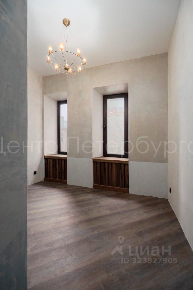 Продажа 3-комн квартиры на вторичном рынке набережная Крюкова Канала, 9