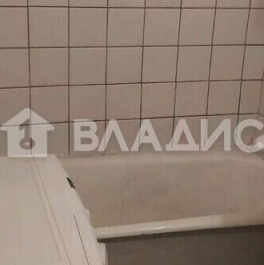 Продажа 4-комн квартиры на вторичном рынке улица Хачатуряна,  д. 12 к2